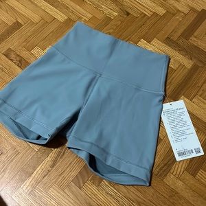 Lululemon wunder train hr short 4 inch contour fit